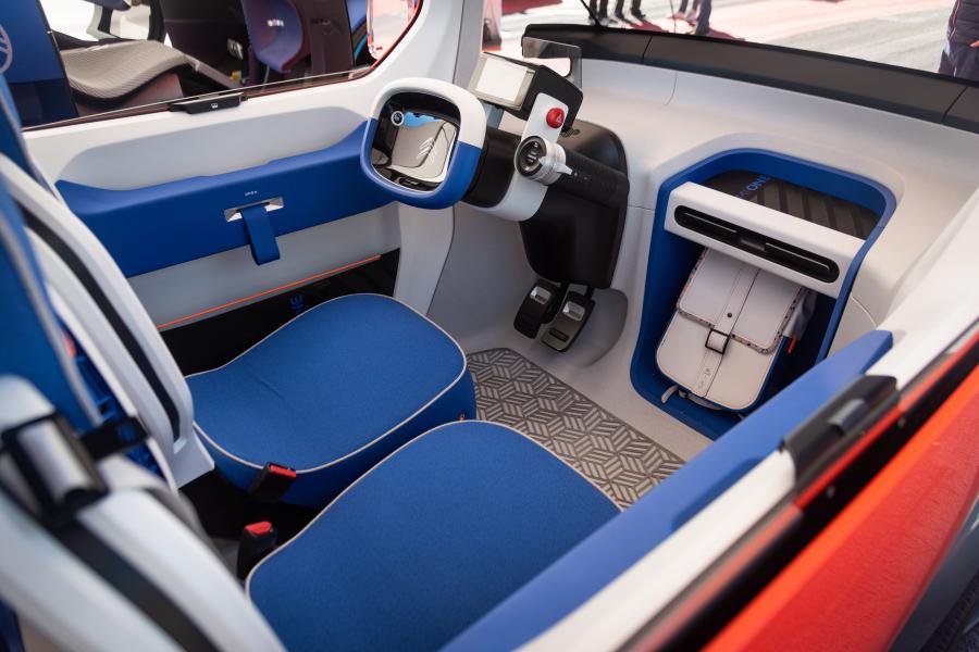 Интерьер Citroen Ami One Concept 2019 года  (фото 38 из 49)